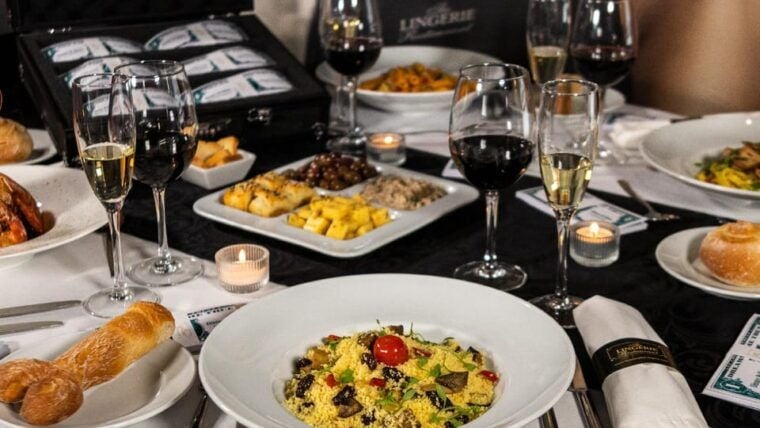 Lisbon: Erotic Cabaret Show and Dinner - Practical Tips for Visitors
