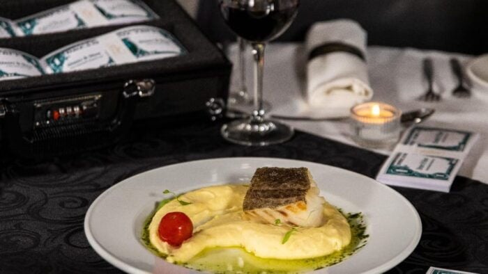 Lisbon: Erotic Cabaret Show and Dinner - FAQ