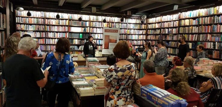 Lisbon: Experience Downtown Walking Tour With a Ph.D Student - Key Highlights