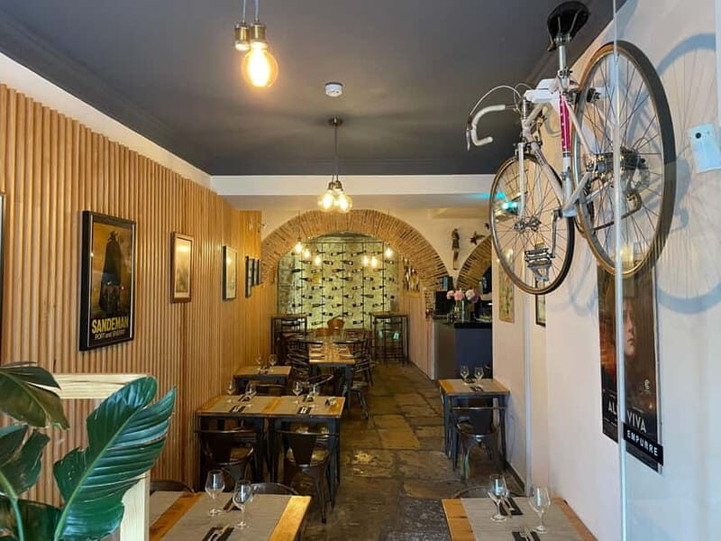 Lisbon: Fado Dinner Show with Traditional Portuguese Cuisine - The Practicalities: What to Expect and How to Prepare