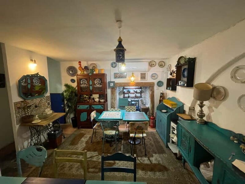 Lisbon: Fado Dinner Show with Traditional Portuguese Cuisine - In-Depth Breakdown of the Experience