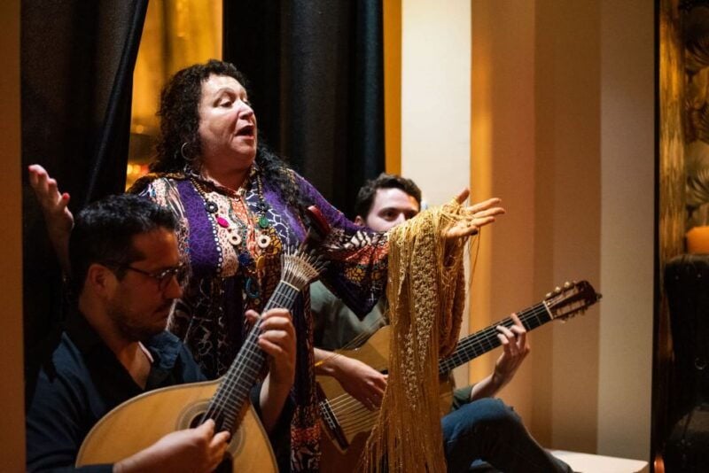 Lisbon: Fado & Food Tour with Live Show & Traditional Dinner - Detailed Breakdown of the Itinerary