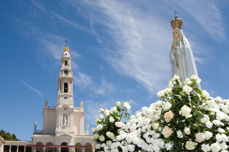Lisbon Fátima & Batalha Full-Day Small Group Tour with Transfers - Óbidos: cobbled lanes and cherry liqueur
