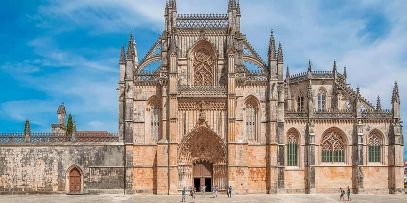 Lisbon: Fátima, Batalha, Nazaré, and Óbidos Day Trip - Who Would Enjoy This Tour?