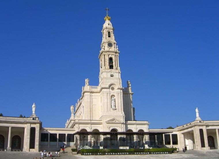 Lisbon: Fátima, Óbidos, and Nazaré Day Trip - Why This Tour Works