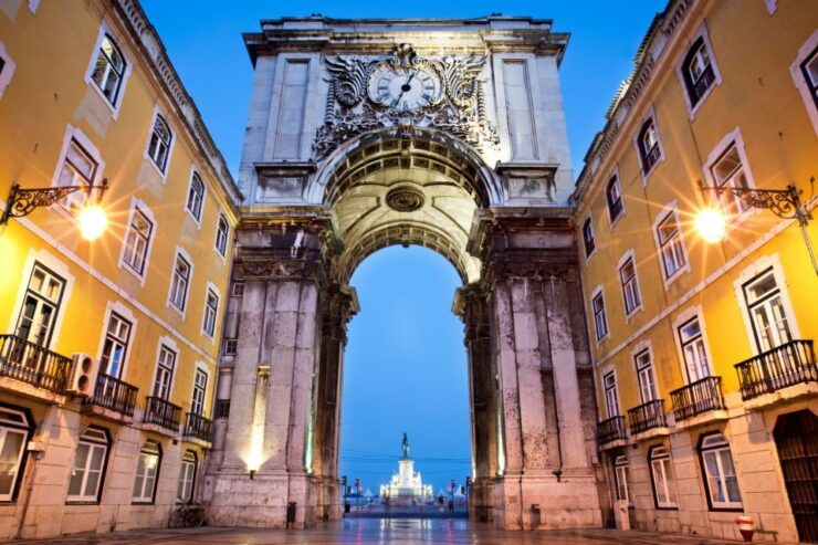 Lisbon: First Discovery Walk and Reading Walking Tour - Booking Information