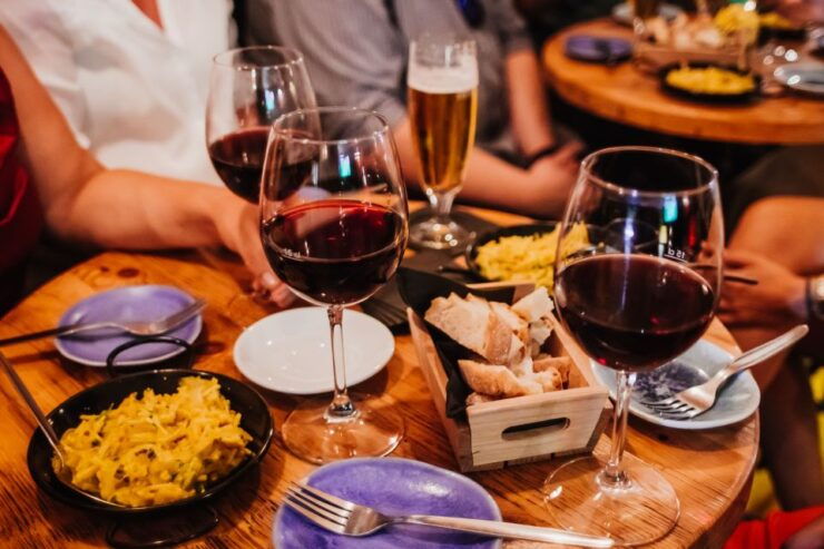 Lisbon: Food and Viewpoints Tour by Tuk-Tuk - Activity Experience