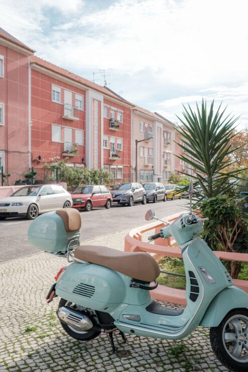 Lisbon: Food Tour in the Most Authentic Quarter - Accessibility and Language