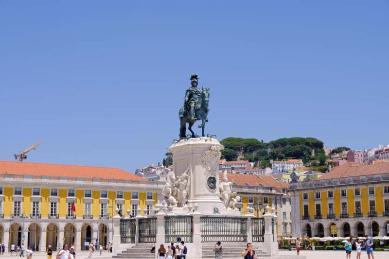 Lisbon Full Day Experience on comfortable minivan - Who Would Love This Tour?