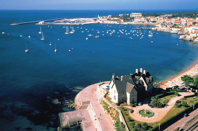 Lisbon: Full-Day Sailing Tour to Cascais Bay - Booking Details