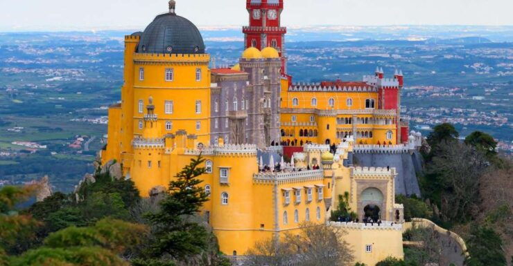 Lisbon: Full-Day Sintra, Cabo Da Roca and Cascais Tour - Activity Duration and Language Options