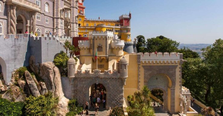 Lisbon: Full-Day Sintra Tour With Pena Palace - Tour Highlights