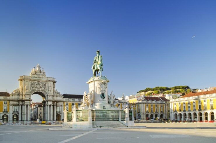 Lisbon: Full Day-Tour - Landmarks and Highlights