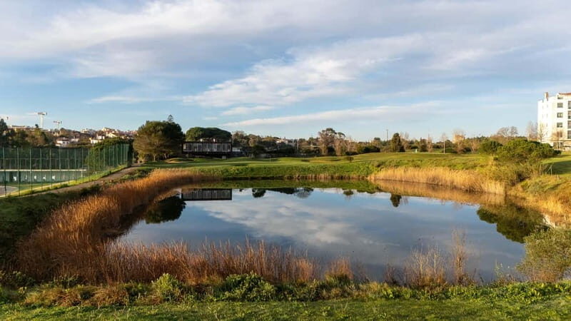 Lisbon: Golf Experience with Equipment Rental - Who Will Love This?