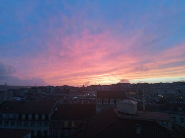 Lisbon: Guided City Sightseeing Tour - Tour Duration and Meeting Point