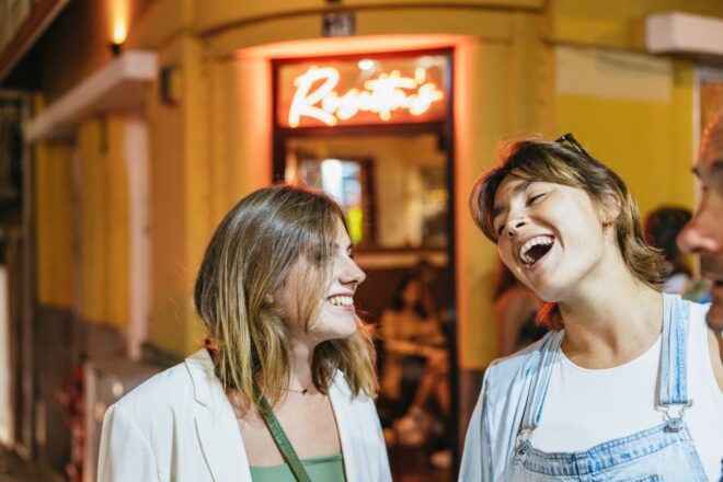 Lisbon: Guided Pub Crawl - Venue and Bar Selection