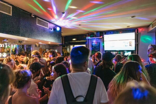 Lisbon: Guided Pub Crawl - Common Questions