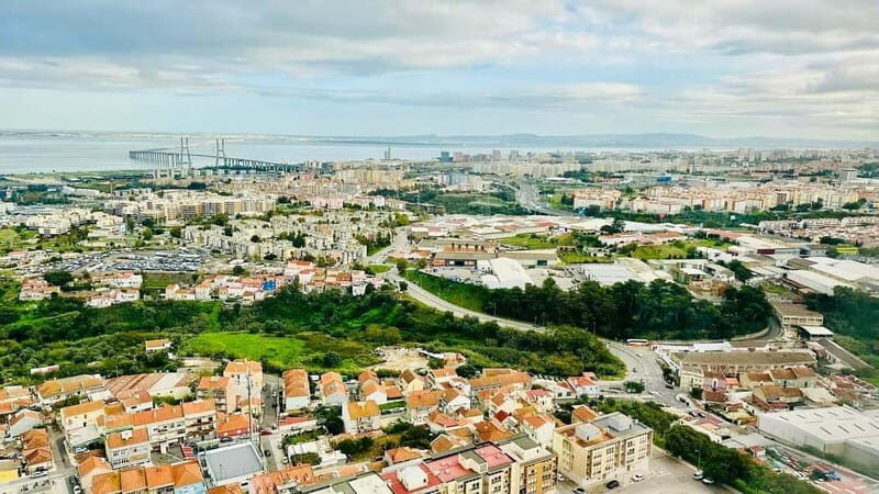 Lisbon: Guided Tuk-Tuk Tour of Hidden Gems and Landmarks II - A Well-Rounded Look at the Lisbon Tuk-Tuk Tour