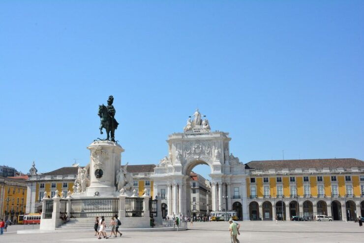 Lisbon: Half-Day Private Tuk Tuk Tour With a Local Guide - Language Options and Private Group Tour
