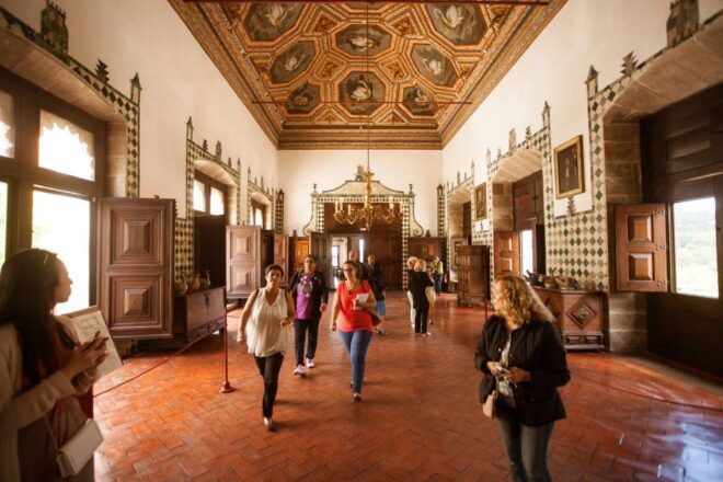 Lisbon: Half-Day Tour of Sintra - Miscellaneous Details