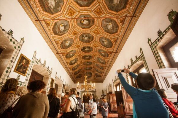 Lisbon: Half-Day Tour of Sintra - Common Questions