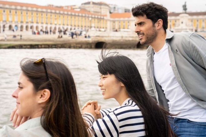 Lisbon: Helicopter Ride, Boat Trip, & Old Town Walking Tour - Important Information