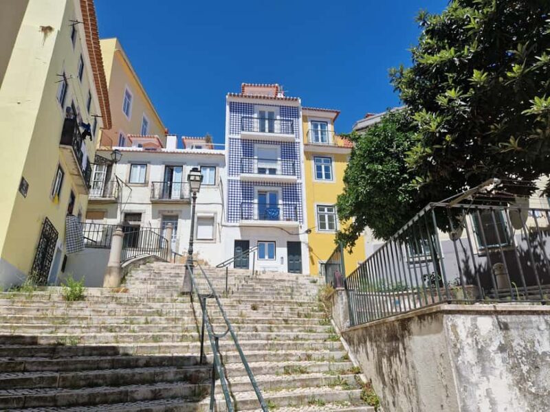 Lisbon: Hidden Gems Walking Tour with Coffee & Pastries - FAQ