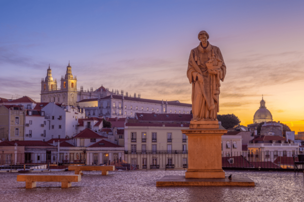 Lisbon Highlights: A Self-Guided Historical Audio Tour - Tips for a Great Experience