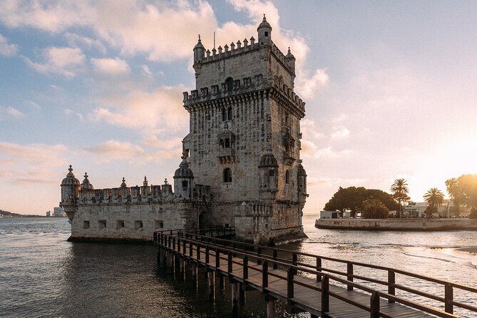 Lisbon Highlights City Tour With Boat Ride Across the River - Itinerary Details