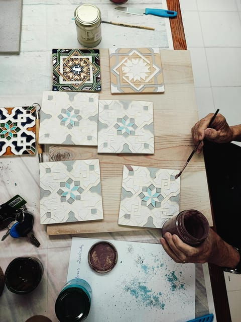 Lisbon: Hispanic Moorish Tile Workshop in Sintra - Group Size and Accessibility