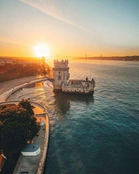 Lisbon: Historic City Sightseeing Private Tour by Tuk-Tuk - Duration and Pickup