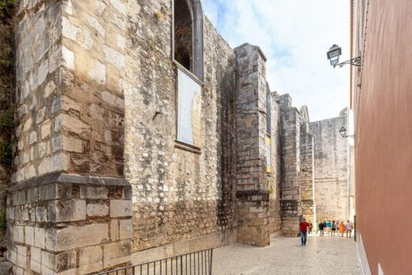 Lisbon: History, Stories and Lifestyle Walking Tour - Personalized Guided Walking Tour Experience