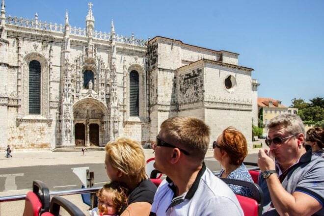 Lisbon: Hop-On Hop-Off Bus Tour - Cascais Line Schedule