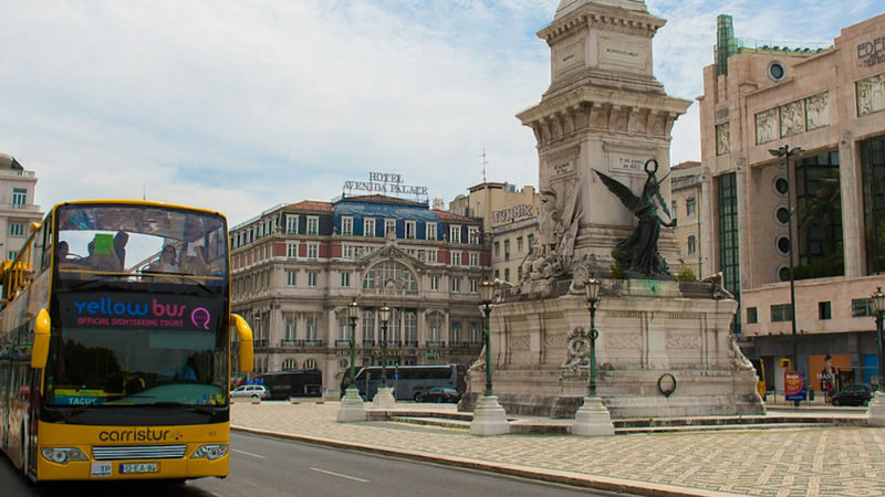 Lisbon hop-on hop-off bus with river cruise ticket - Heat can change the bus calculation