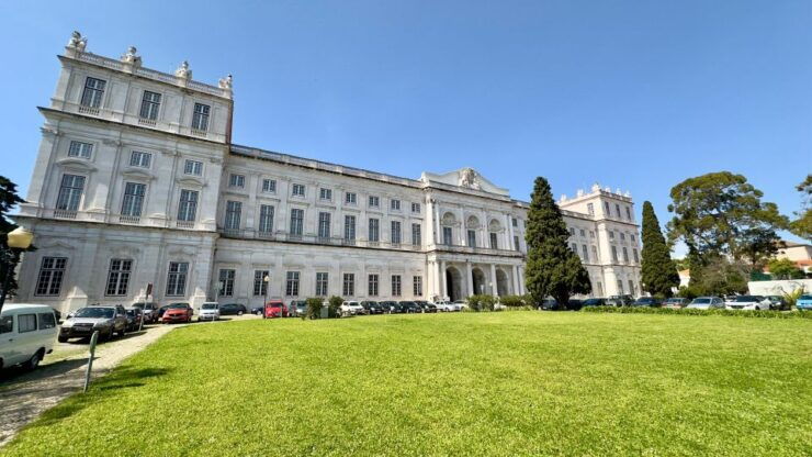 Lisbon in Comfort - City Highlights 4 Hour - Tour Details