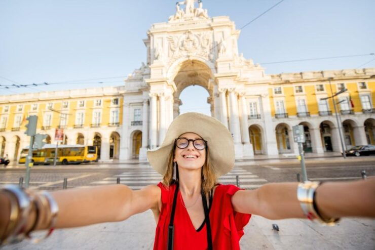 Lisbon: Insta-Perfect Walk With a Local - Capturing Lisbons Scenic Charm