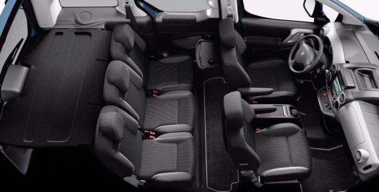 Lisbon: Lisbon Airport to Fátima Private Transfer - Experience Highlights