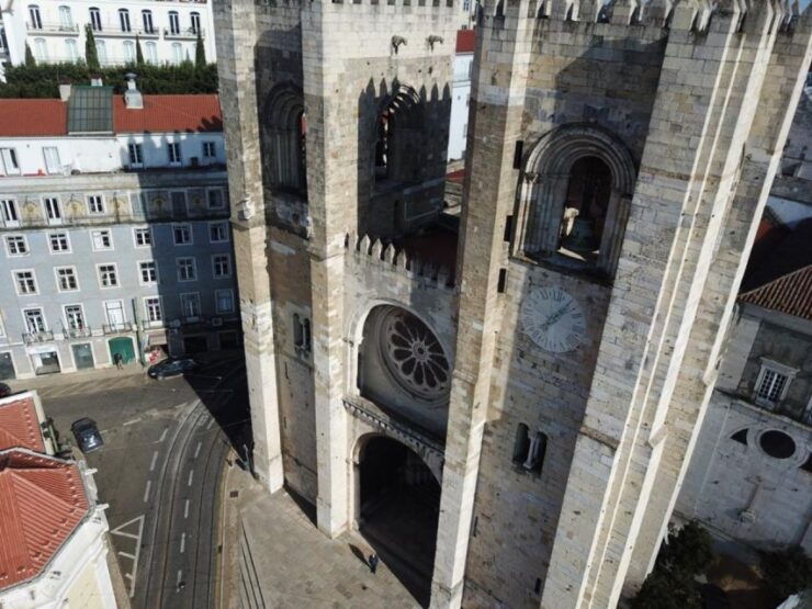 Lisbon: Lisbon Cathedral Entry Ticket - Experience Highlights