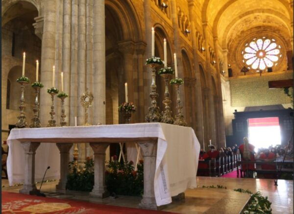 Lisbon: Lisbon Cathedral Entry Ticket - Review Summary