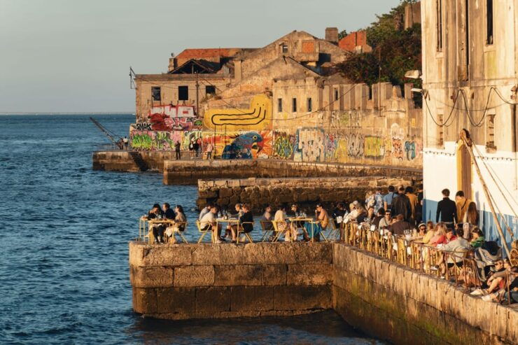 Lisbon: Lost Places & Street Art Tour for Photographers - Tour Experience