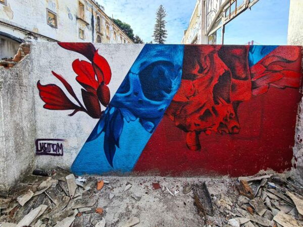 Lisbon: Lost Places & Street Art Tour for Photographers - Fitness and Accessibility