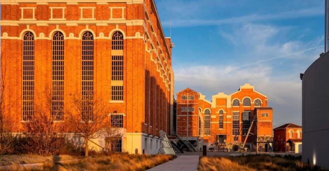 Lisbon: MAAT Central and MAAT Gallery Secret Guided Tour - Exclusive Access and Features