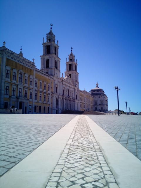 Lisbon: Mafra Palace, Sobreiro, and Ericeira Day Trip - Exploring the Mafra Royal Palace and Convent