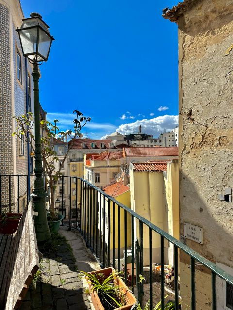 Lisbon: Moorish Quarter Free Walking Tour - Customer Reviews