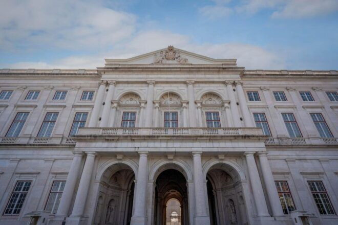 Lisbon: National Palace of Ajuda E-Ticket & City Audio Guide - Location and Transportation