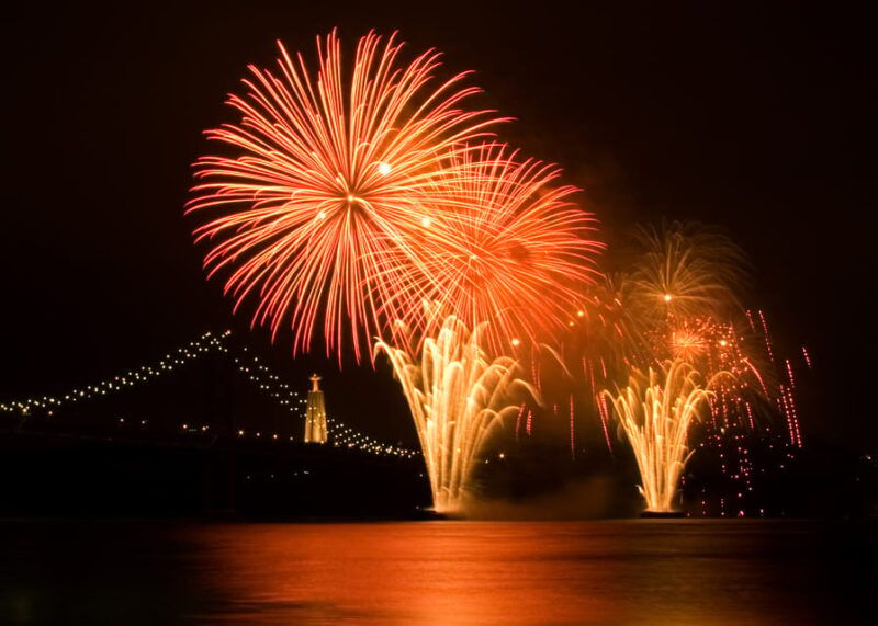 Lisbon: New Year's Cruise with DJ, Open Bar, Snacks and Wine - An In-Depth Look at the Lisbon New Year’s Cruise