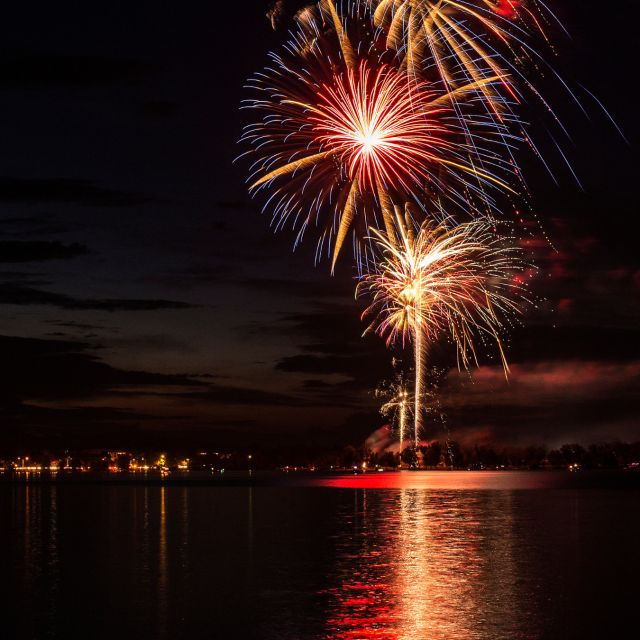 Lisbon: New Years Eve Onboard W/Drinks, Music & Fireworks - Directions