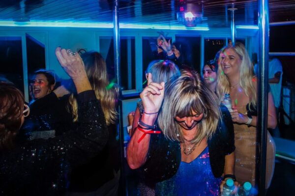 Lisbon: New Years Eve With Live Dj Fireworks & Open Bar - Common Questions