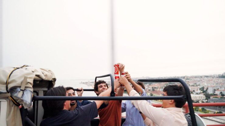 Lisbon Night Tour - Food & Drinks Tasting Menu - Tour Duration and Guide Availability