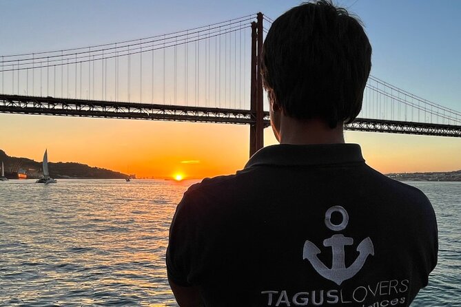 Lisbon Noon or Sunset by Engine Boat - Good To Know